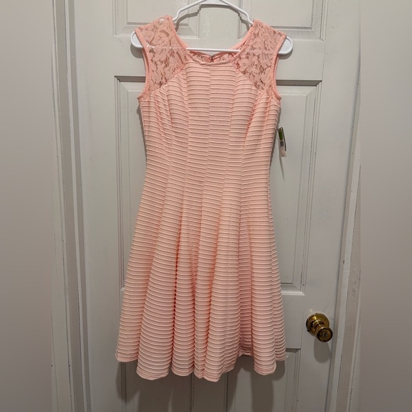 Danny & Nicole Dresses & Skirts - Danny & Nicole Light Pink Textured Dress